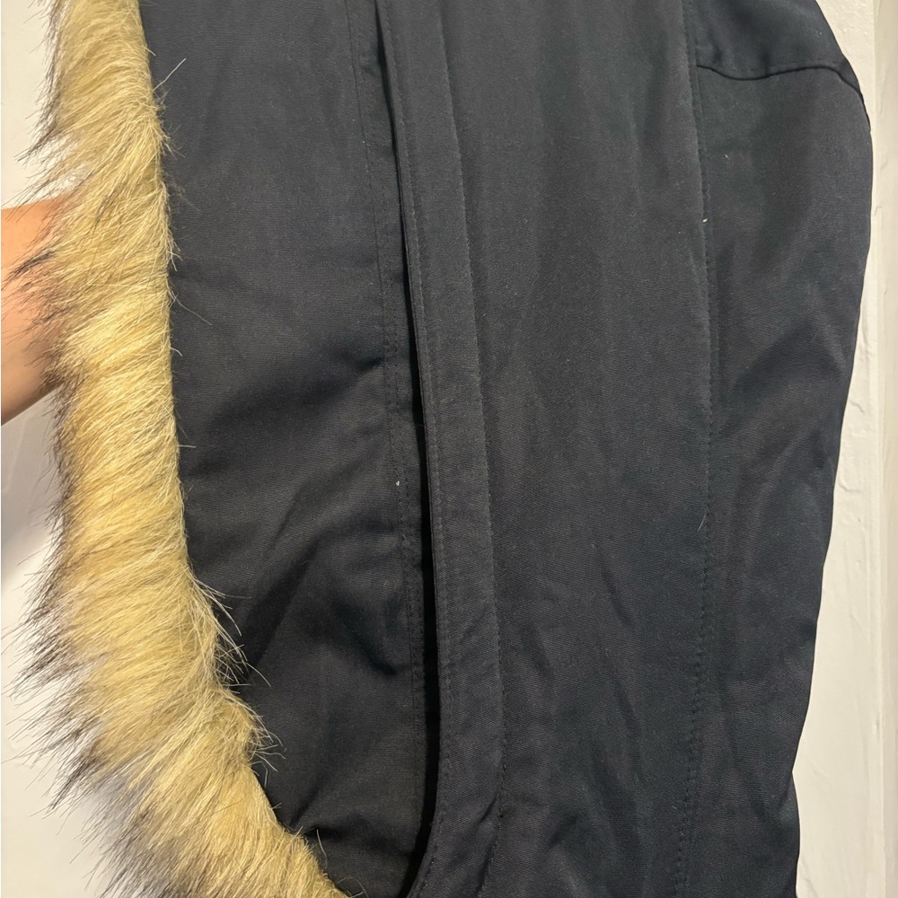 Abercrombie Medium Ultra Jacket - Lightly Used - image 4